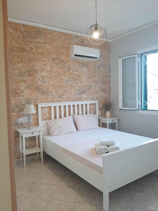 Appartement Evelina 4 à Lixouri Extérieur photo